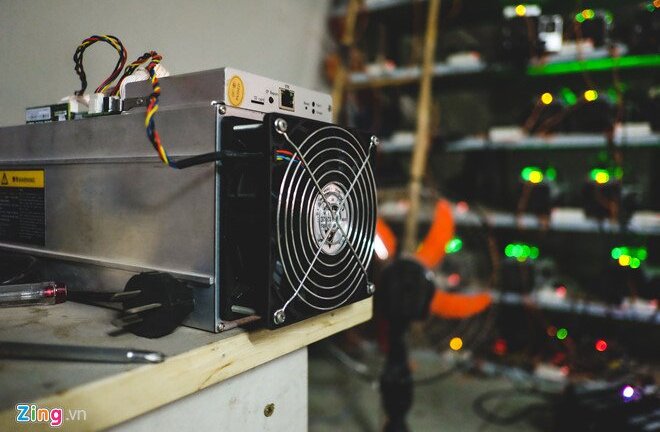 Sắp áp giá bán điện cho hoạt động 'đào' tiền ảo ở Việt Nam?
