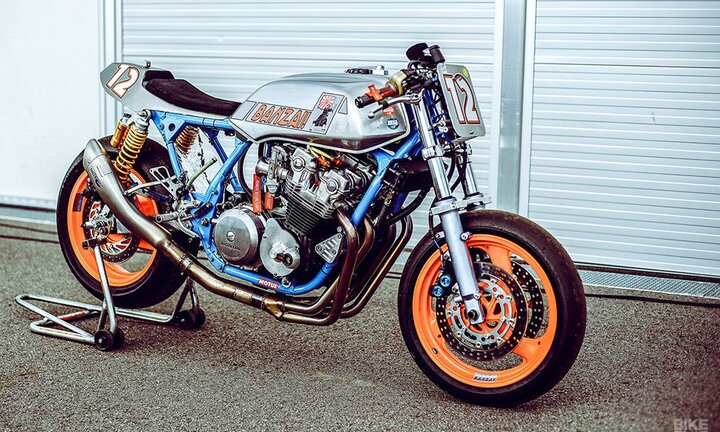 Cỗ máy tốc độ Honda CB900F Banzai - Bolle