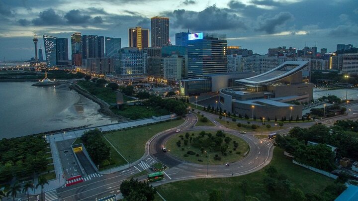 15 quốc gia và vùng lãnh thổ giàu và nghèo nhất thế giới vào năm 2020