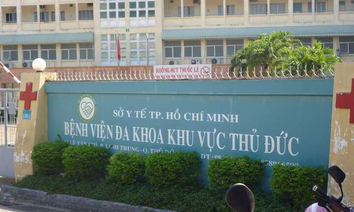 Nữ điều dưỡng bị đâm khi đang cấp cứu người tai nạn