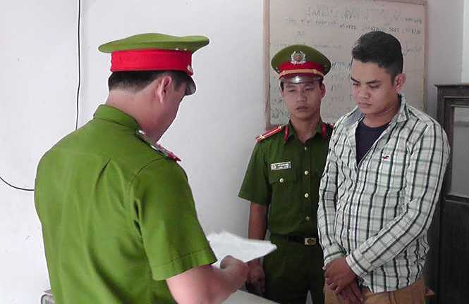 'Tâm sự' trong nhà nghỉ, cướp luôn tài sản của người tình