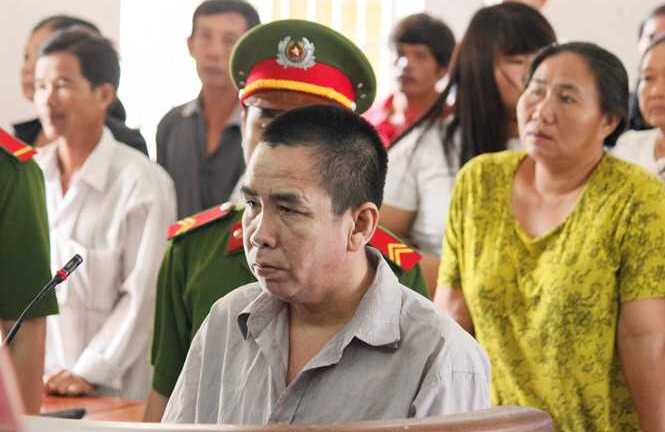 Nói lời khinh khi, chủ thầu xây dựng bị người làm thuê đâm chết