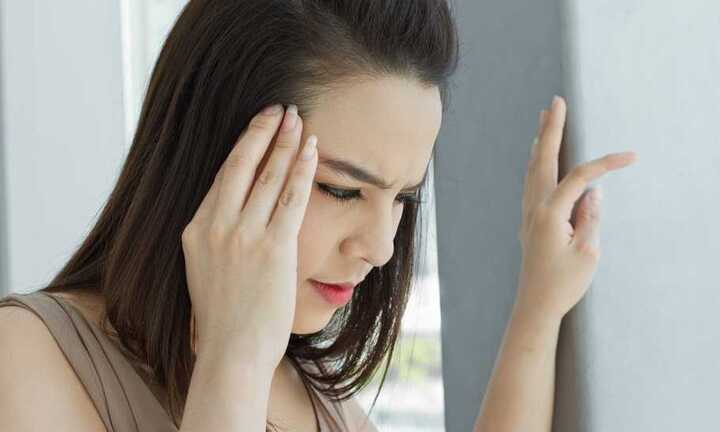 Thận trọng với triệu chứng đứng lên thấy chóng mặt
