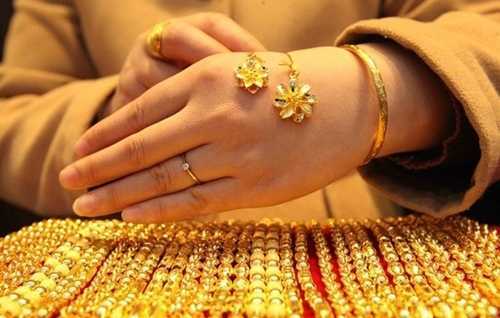 Giá vàng hôm nay 1/11: Tăng nhẹ trước diễn biến bất thường từ bầu cử Mỹ