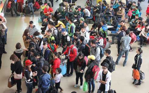 Hà Nội tăng cường hơn 2.600 xe khách phục vụ Tết 2017