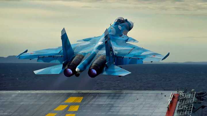 Tìm ra nguyên nhân chiến cơ Su-33 Nga gặp nạn trên tàu sân bay Đô đốc Kuznetsov