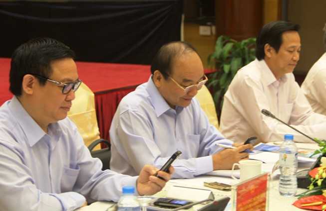 Nhắn tin ủng hộ 'Vì người nghèo' qua Cổng 1400