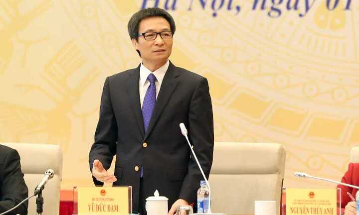 Phó Thủ tướng Vũ Đức Đam: 'Thông tuyến khám, chữa bệnh bảo hiểm y tế là chủ trương đúng đắn'