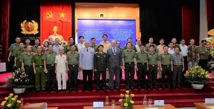 Bộ Công an thúc đẩy quan hệ hợp tác hữu nghị truyền thống Việt Nam – Liên bang Nga