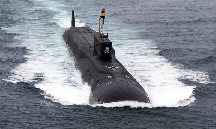 Xem tàu ngầm hạt nhân chiến lược Sa hoàng Vladimir phóng tên lửa Bulava tại Biển Trắng