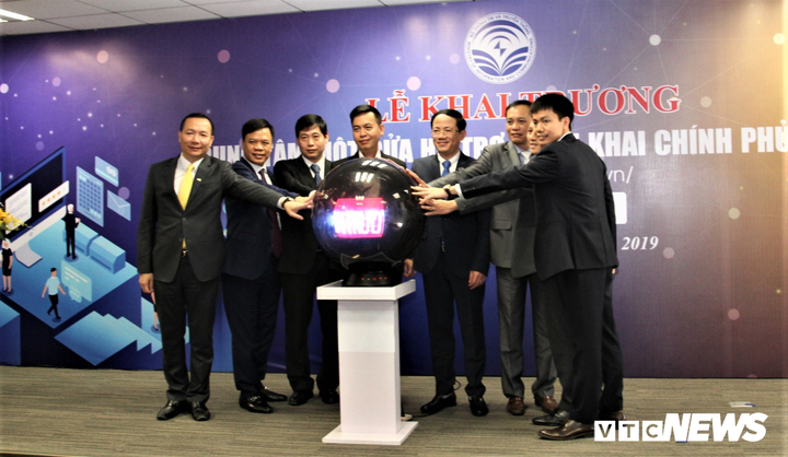 Khai trương Trung tâm một cửa hỗ trợ triển khai Chính phủ điện tử