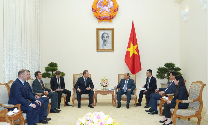 Thủ tướng tiếp Giám đốc Cơ quan Vệ binh quốc gia Liên bang Nga