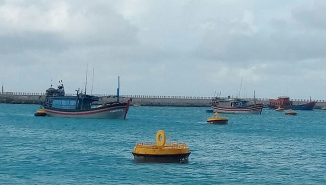 Bão số 16 sắp quét qua, huyện đảo Trường Sa chống bão thế nào?