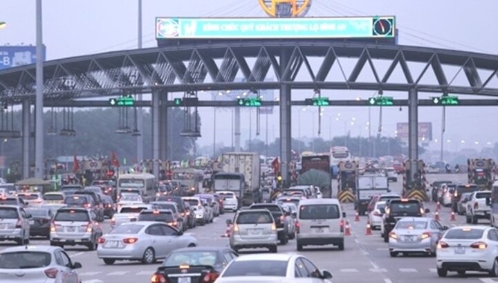 Vì sao Tổng cục Đường bộ kiến nghị không xả trạm BOT 3 ngày Tết?