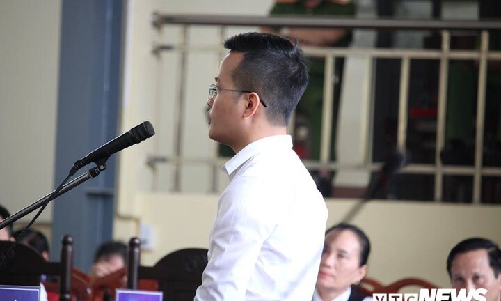 Xét xử đường dây đánh bạc nghìn tỷ đồng: 'Có thế lực rất lớn đứng sau bảo kê nên tất cả đều yên tâm làm'