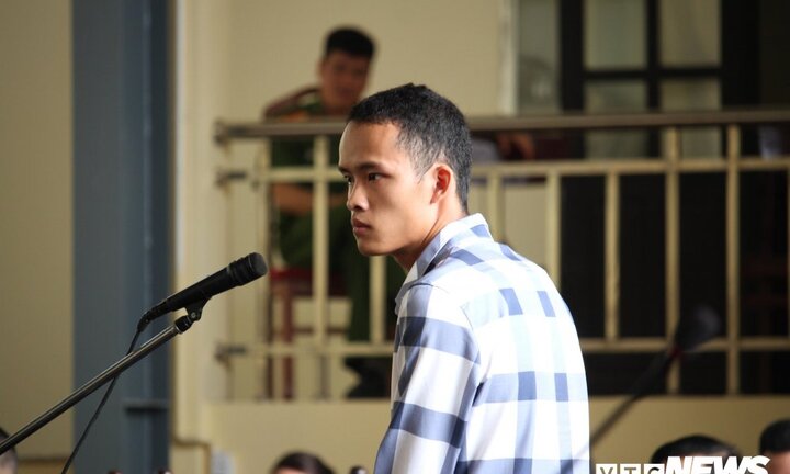 Bị cáo đường dây đánh bạc nghìn tỷ đồng: 'Ban đầu là giải trí, nhưng càng chơi càng ham'