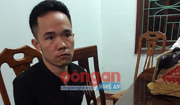 Đang mua bán động vật quý hiếm, nam thanh niên bị cảnh sát tóm gọn