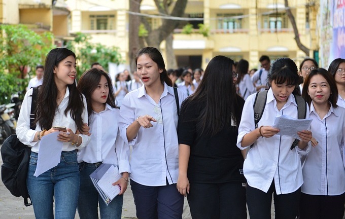 Đã công bố điểm sàn dưới 14, vì sao nhiều trường đại học lại đồng loạt điều chỉnh tăng điểm?