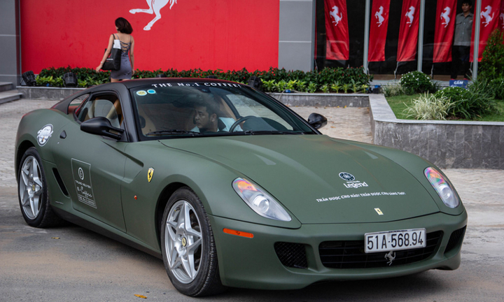 Chiêm ngưỡng xe Ferrari 599 GTB duy nhất Việt Nam của ông Đặng Lê Nguyên Vũ