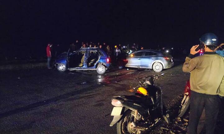 Ô tô gây tai nạn liên hoàn, 6 người thương vong