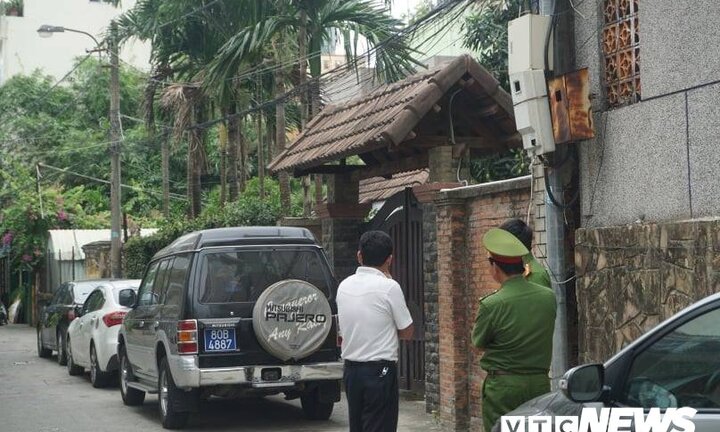 Công an đang có mặt tại nhà riêng 2 cựu Chủ tịch Đà Nẵng