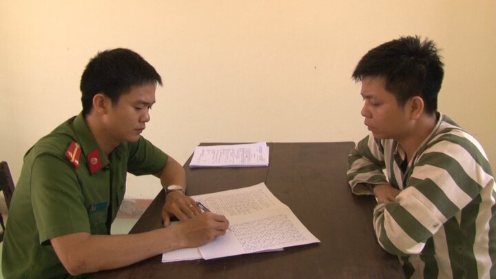 Lừa thuê xe ô tô tự lái ở Huế rồi mang vào Đà Nẵng cầm cố