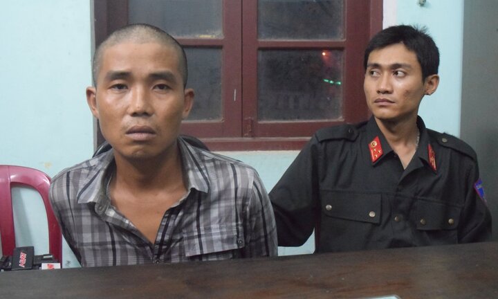 Tổ công tác đặc biệt công an Huế bắt kẻ tàng trữ ma tuý trong đêm