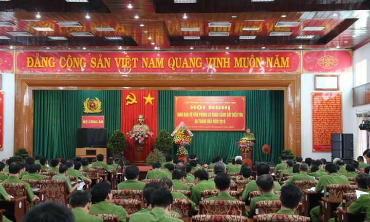 Công an bắt giữ 34.000 đối tượng trong 6 tháng đầu năm