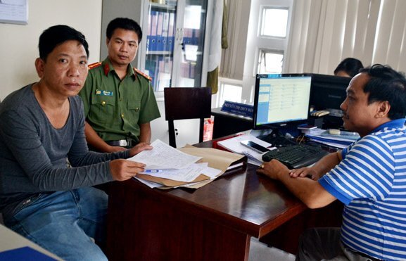 Tìm ra tài xế xích lô 'chặt chém' hai Việt kiều ở Huế