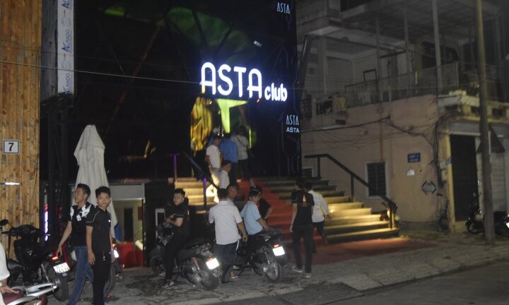 Đột kích tụ điểm ăn chơi xứ Huế: 50 người dương tính với ma tuý