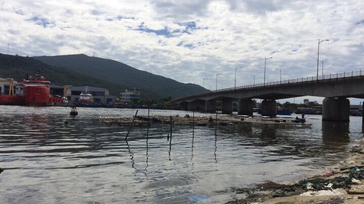 Thi thể người phụ nữ bị trói chặt chân tay ở dưới sông: Công an thông tin mới nhất