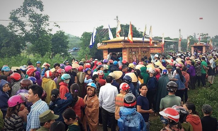 4 người treo cổ tự tử ở Hà Tĩnh: 'Nó vừa đưa vợ con đi chơi, không ngờ lại là lần cuối'