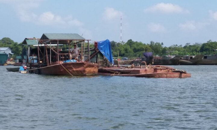 Khai thác cát quá độ sâu, 3 doanh nghiệp ở Huế bị phạt 2,4 tỷ đồng