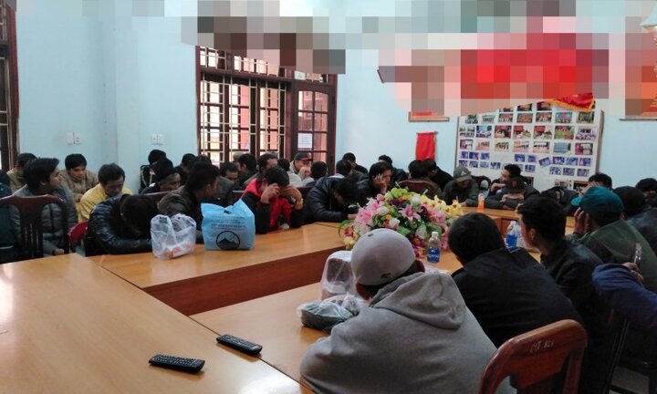 Đột kích sới gà khủng ngày cuối năm, bắt 63 kẻ đang say sưa sát phạt