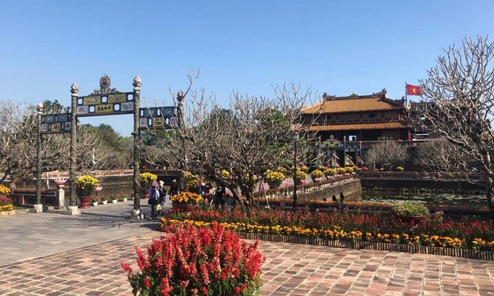 Món quà đặc biệt Chủ tịch Thừa Thiên - Huế tặng phụ nữ ngày 8/3