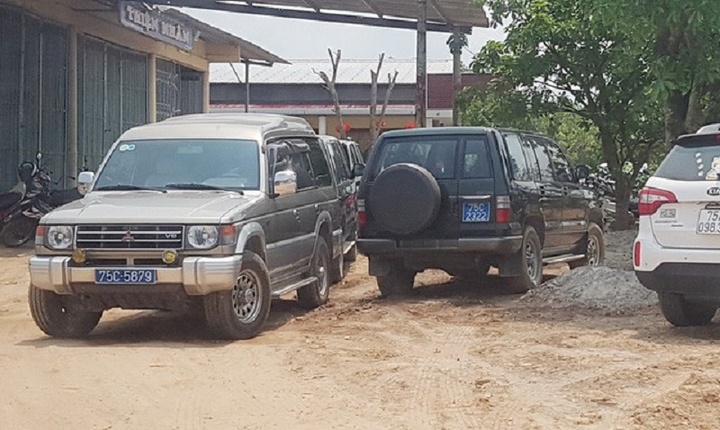 Chủ tịch Thừa Thiên-Huế: Yêu cầu công khai phản ánh vi phạm sử dụng xe công