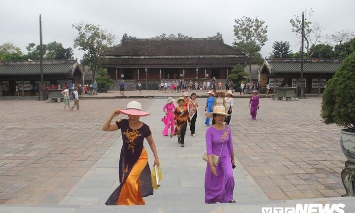 Ngày 20/10, miễn phí tham quan các điểm di tích Huế cho phụ nữ mặc áo dài