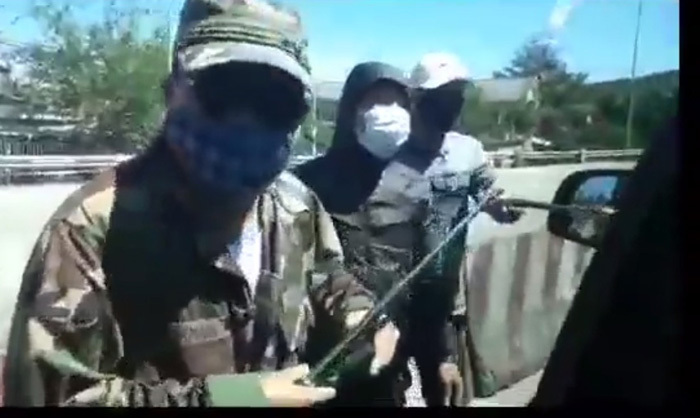 Phạt nhóm côn đồ đập phá ô tô tại trạm thu phí Bắc Hải Vân 60 triệu đồng