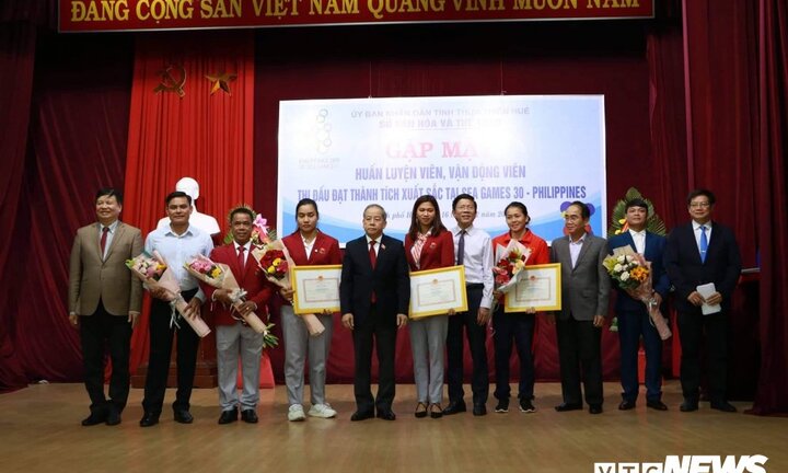 Huế thưởng lớn cho các vận động viên tỉnh nhà đoạt huy chương tại SEA Games 30