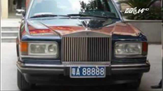 Mạnh tay chi 3 tỷ đồng 'tậu' biển số xe 88888, bị cảnh sát 'hỏi thăm' 8 lần/1 ngày