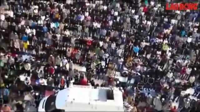 Kinh hoàng tắc đường 20 tiếng, 12 người chết vì kiệt sức