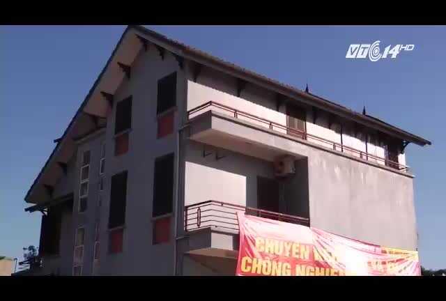 Mục sở thị 'thần đèn' ở Nghệ An di dời biệt thự 800 tấn