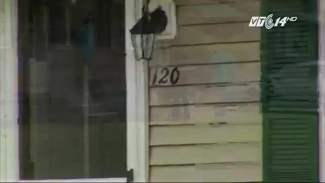 Gõ nhầm cửa người lạ, bị chủ nhà rút súng bắn chết