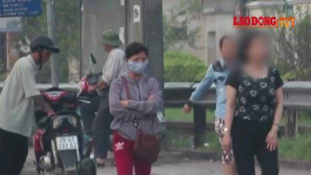 Clip móc túi dàn trận tinh vi, lộng hành trước cổng bệnh viện Bạch Mai