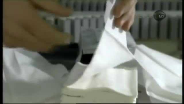 Tận mục quy trình sản xuất khăn giấy khiến người xem 'mắt tròn mắt dẹt'