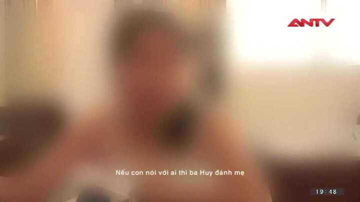 Xót xa bé gái bị cha dượng lạm dụng tình dục, không dám nói với ai vì thương mẹ