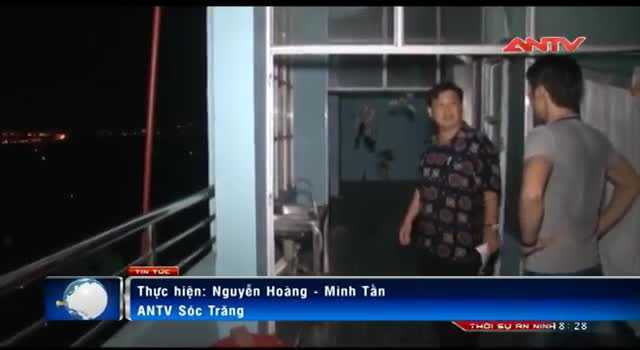 'Làm xiếc' trên lan can tầng 6 khách sạn, ngã tử vong