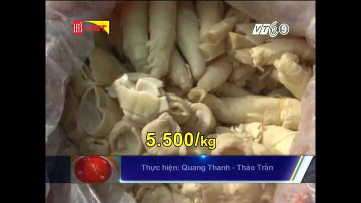 Bắt quả tang 200 bao măng tre ngâm hóa chất ở Lào Cai