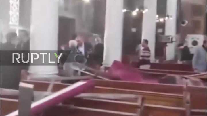 Clip: Nhà thờ ở Ai Cập tan hoang sau đánh bom