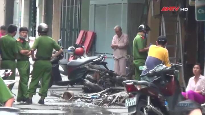 Video: Toàn cảnh vụ cháy quán cafe 6 người chết ở TP.HCM